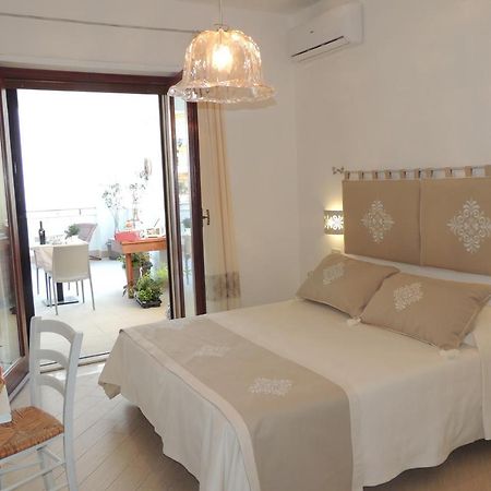 Bed and Breakfast La Terrazza Ористано Экстерьер фото