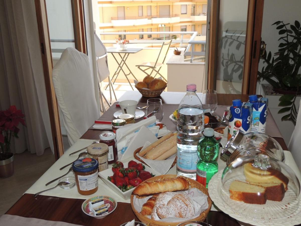Bed and Breakfast La Terrazza Ористано Экстерьер фото